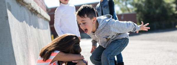 «Ενδοσχολική Βία και Εκφοβισμός – Υποστηρίζοντας τους Γονείς»